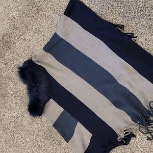 LADIES BLUE GRAY PONCHO SIZE M